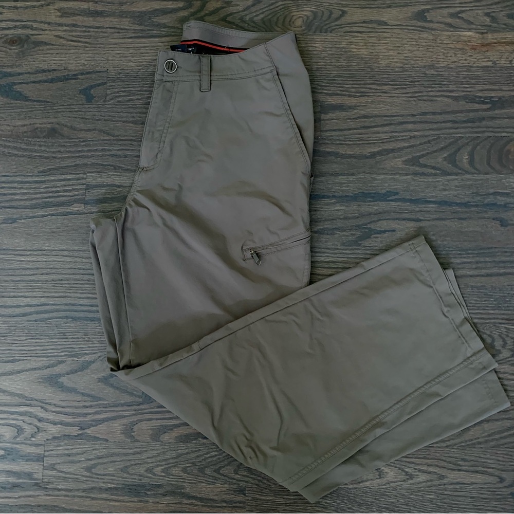 Men’s Travel/Hiking Pants Gray Size 32